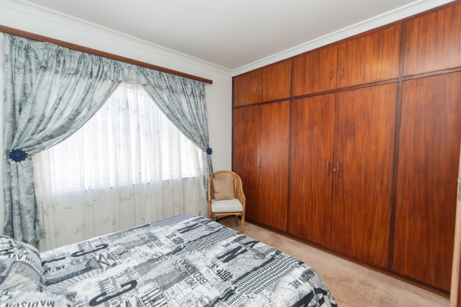 5 Bedroom Property for Sale in Framesby Eastern Cape